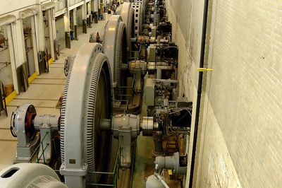 我簽到東方電氣集團東風電機了,不知道怎么樣,有沒有了解那里情況的,謝謝